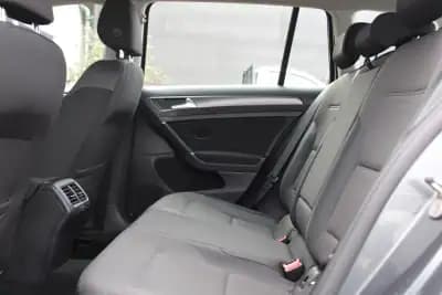 Sell Volkswagen Golf Variant 2020 - 14990 EUR, 173000 km - AUTO.MOTO.pt