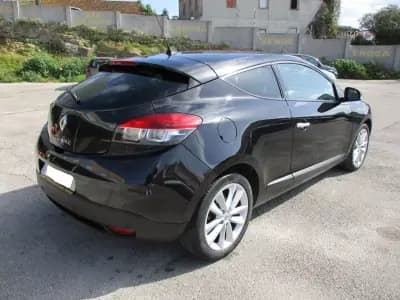 Vendo Renault Mégane Coupe 2010 - 6500 EUR, 219000 km - AUTO.MOTO.pt