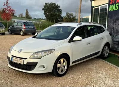 Vendo Renault Mégane 2009 - 5250 EUR, 266113 km - AUTO.MOTO.pt
