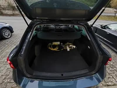 Vendo SEAT Leon ST 2021 - 22450 EUR, 93000 km - AUTO.MOTO.pt