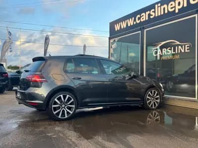 Vendo Volkswagen Golf 2015 - 16900 EUR, 139035 km - AUTO.MOTO.pt