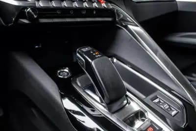 Sell Peugeot 3008 2021 - 19980 EUR, 119707 km - AUTO.MOTO.pt