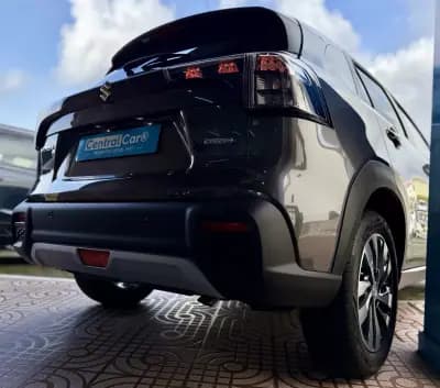 Vendo Suzuki S-Cross 2025 - 33950 EUR, 30 km - AUTO.MOTO.pt