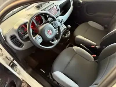 Sell Fiat Panda 2022 - 9900 EUR, 85562 km - AUTO.MOTO.pt