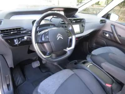 Vendo Citroën C4 Picasso 2017 - 13990 EUR, 169000 km - AUTO.MOTO.pt