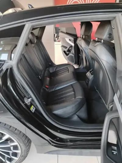 Vendo Audi A5 Sportback 2017 - 31950 EUR, 146200 km - AUTO.MOTO.pt