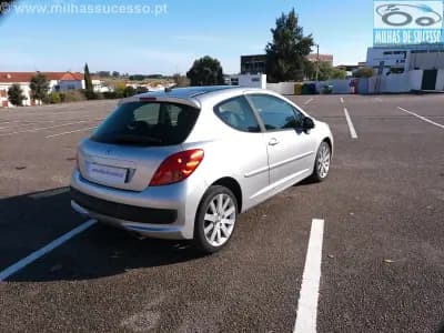 Sell Peugeot 207 2007 - 6000 EUR, 115000 km - AUTO.MOTO.pt