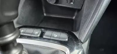 Vendo Opel Corsa 2021 - 12950 EUR, 87000 km - AUTO.MOTO.pt