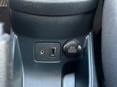 Sell Ford Fiesta 2011 - 7500 EUR, 91446 km - AUTO.MOTO.pt