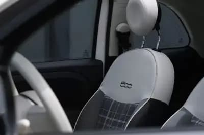 Vendo Fiat 500C 2020 - 10900 EUR, 89000 km - AUTO.MOTO.pt