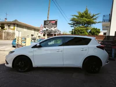 Sell Toyota Auris 2016 - 14900 EUR, 160000 km - AUTO.MOTO.pt