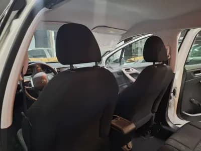 Vendo Peugeot 2008 2015 - 9740 EUR, 120266 km - AUTO.MOTO.pt