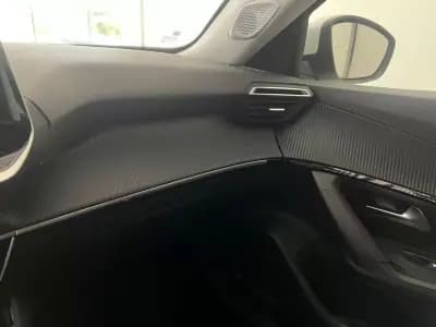 Sell Peugeot 2008 2020 - 14990 EUR, 78391 km - AUTO.MOTO.pt