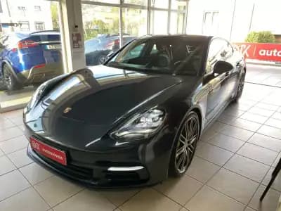 Sell Porsche Panamera 2018 - 60500 EUR, 104962 km - AUTO.MOTO.pt