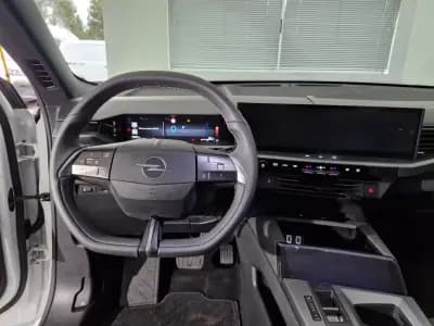 Sell Opel Grandland 2025 - 33890 EUR, 10100 km - AUTO.MOTO.pt