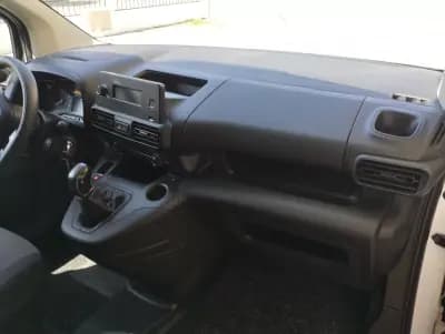 Vendo Citroën Berlingo 2020 - 10990 EUR, 158400 km - AUTO.MOTO.pt