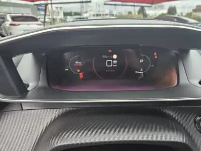 Sell Peugeot 2008 2021 - 19500 EUR, 61150 km - AUTO.MOTO.pt