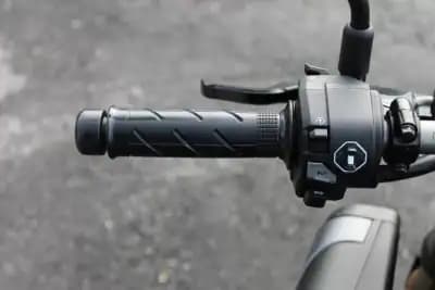 Vendo mota Honda CBR1000RR ABS 2024 - 8100 EUR, 16000 km - AUTO.MOTO.pt