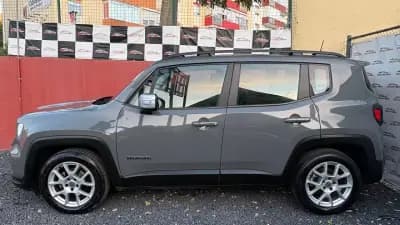 Vendo Jeep Renegade 2023 - 18900 EUR, 64000 km - AUTO.MOTO.pt