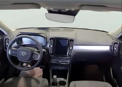 Vendo Volvo XC 40 2022 - 34500 EUR, 27891 km - AUTO.MOTO.pt