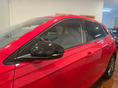 Vendo Volkswagen Polo 2018 - 16480 EUR, 138507 km - AUTO.MOTO.pt