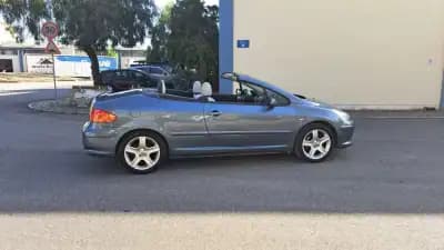 Sell Peugeot 307 CC 2006 - 6980 EUR, 225826 km - AUTO.MOTO.pt