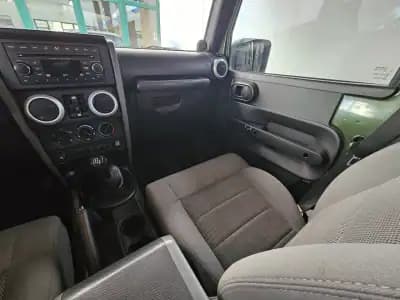 Vendo Jeep Wrangler 2009 - 36900 EUR, 145177 km - AUTO.MOTO.pt