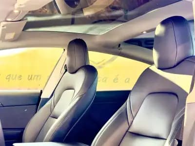 Vendo Tesla Model 3 2022 - 39900 EUR, 40060 km - AUTO.MOTO.pt