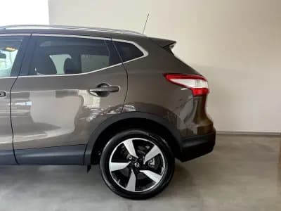 Sell Nissan Qashqai 2015 - 14500 EUR, 171000 km - AUTO.MOTO.pt