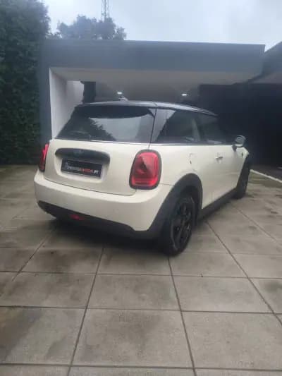 Vendo MINI One 2014 - 10900 EUR, 138000 km - AUTO.MOTO.pt