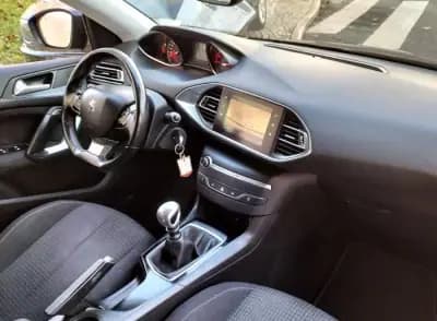 Vendo Peugeot 308 SW 2020 - 10990 EUR, 139592 km - AUTO.MOTO.pt