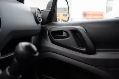 Sell Citroën Berlingo 1.6 BlueHDi Feel 2018 - 13400 EUR, 210000 km - AUTO.MOTO.pt