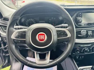 Vendo Fiat Tipo 2018 - 10000 EUR, 99000 km - AUTO.MOTO.pt