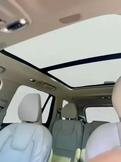 Vendo Volvo XC 90 2022 - 56700 EUR, 91200 km - AUTO.MOTO.pt