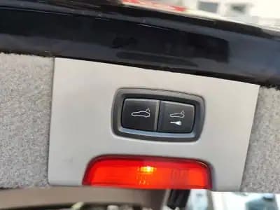 Sell Porsche Cayenne 2012 - 24990 EUR, 267800 km - AUTO.MOTO.pt