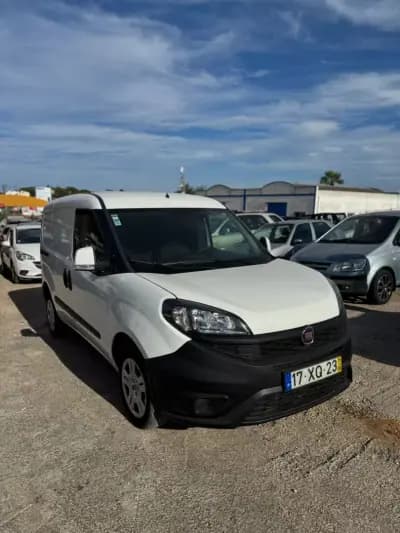 Vendo Fiat Doblo 2019 - 11900 EUR, 131980 km - AUTO.MOTO.pt