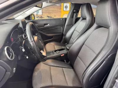 Sell Mercedes-Benz CLA 180 2018 - 21500 EUR, 179900 km - AUTO.MOTO.pt