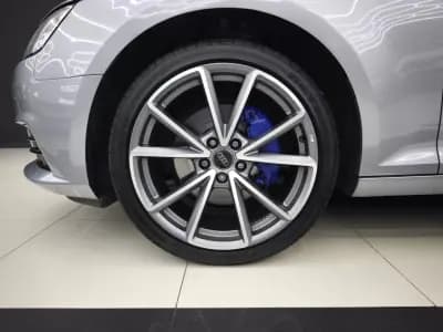 Sell Audi A4 Avant 2016 - 20950 EUR, 253446 km - AUTO.MOTO.pt