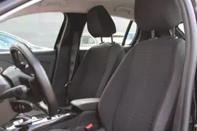 Sell Peugeot e-208 2020 - 13990 EUR, 144000 km - AUTO.MOTO.pt