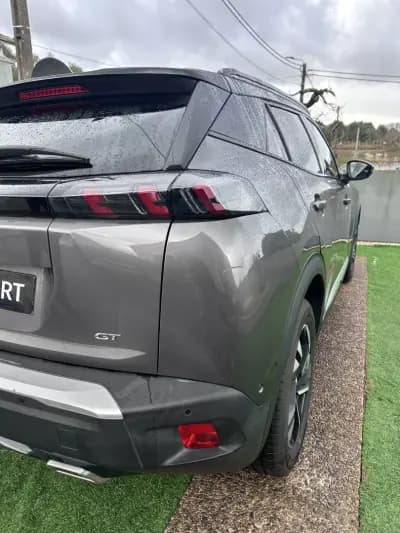 Vendo Peugeot 2008 2021 - 17900 EUR, 95000 km - AUTO.MOTO.pt