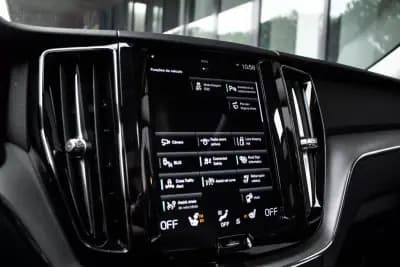 Sell Volvo XC 60 2020 - 36990 EUR, 82194 km - AUTO.MOTO.pt