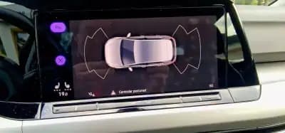 Vendo Volkswagen Golf 2021 - 18450 EUR, 93080 km - AUTO.MOTO.pt