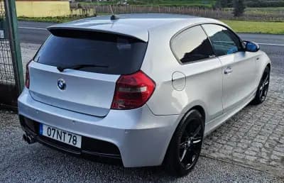 Vendo BMW 118 2018 - 9999 EUR, 300000 km - AUTO.MOTO.pt