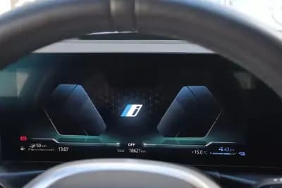 Vendo BMW 330 2025 - 54980 EUR, 18652 km - AUTO.MOTO.pt