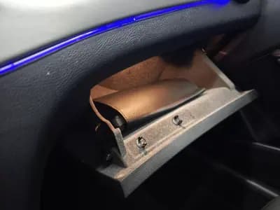 Vendo Mercedes-Benz GLA 200 2014 - 22950 EUR, 245585 km - AUTO.MOTO.pt