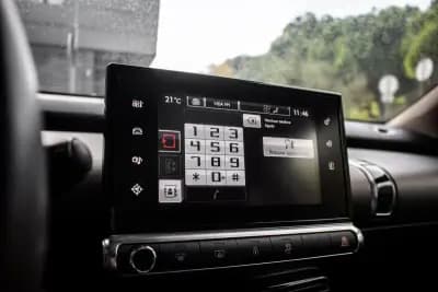 Sell Citroën C4 Cactus 2016 - 10550 EUR, 98640 km - AUTO.MOTO.pt