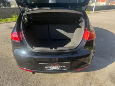 Vendo SEAT Leon 2011 - 7350 EUR, 217000 km - AUTO.MOTO.pt