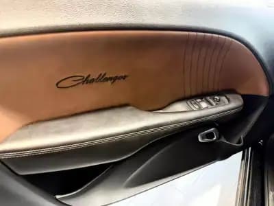 Vendo Dodge Challenger 2018 - 54900 EUR, 86429 km - AUTO.MOTO.pt