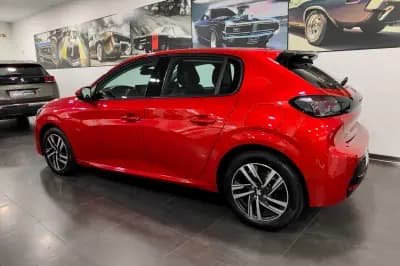 Vendo Peugeot 208 2020 - 14990 EUR, 70000 km - AUTO.MOTO.pt