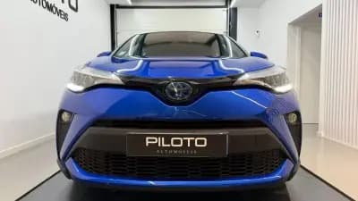 Vendo Toyota C-HR 2022 - 23990 EUR, 137566 km - AUTO.MOTO.pt